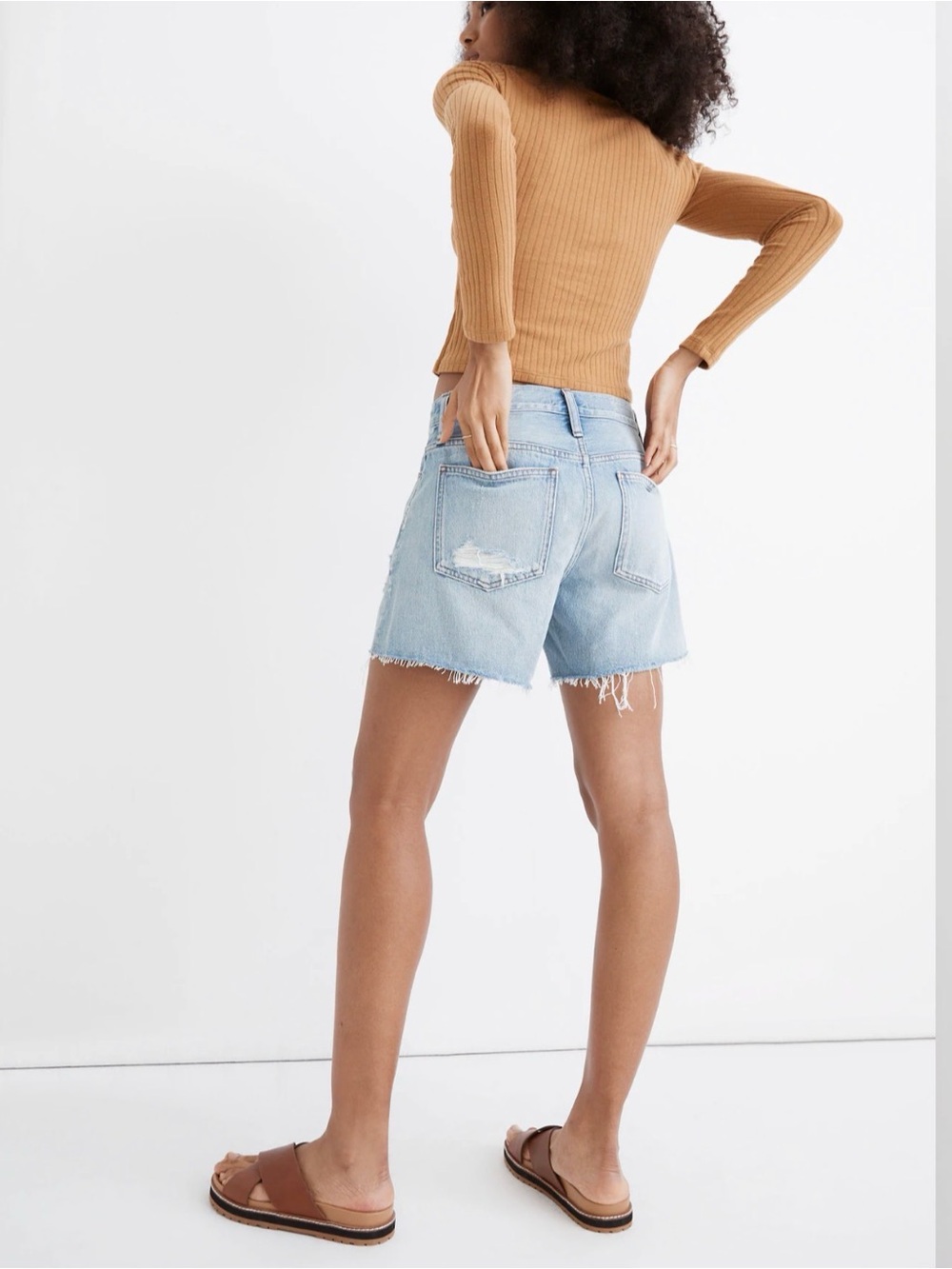 Madewell | Relaxed Mid Length Denim Shorts - Picture 2 of 5
